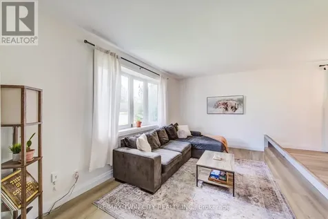 183 Dinison Crescent Kitchener ON N2E 2S6