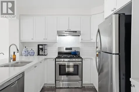 242 Waterbrook Lane Kitchener ON N2P 0H7