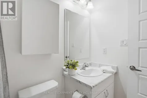 242 Waterbrook Lane Kitchener ON N2P 0H7