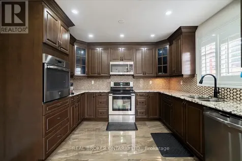 2282 Jack Crescent West Innisfil (alcona) ON L9S 2C8