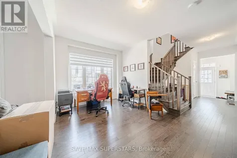 34 Bannister Road Barrie ON L9J 0L5