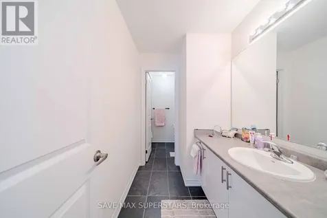 34 Bannister Road Barrie ON L9J 0L5