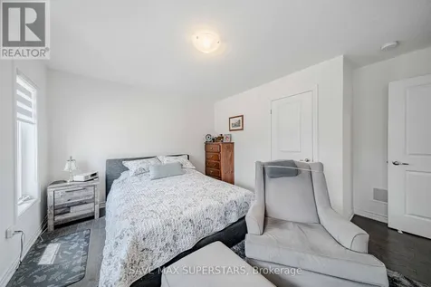 34 Bannister Road Barrie ON L9J 0L5