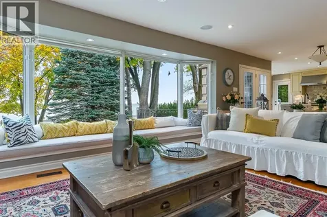 2372 Carrington Place Oakville ON L6J 5P4