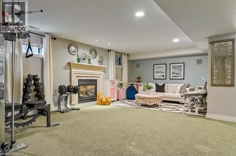2372 Carrington Place Oakville ON L6J 5P4