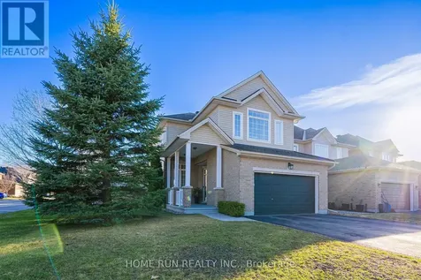 131 Kinghaven Crescent Ottawa ON K2M 0C3