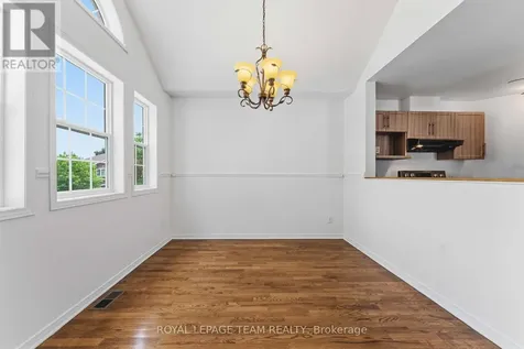 11 Saffron Court Ottawa ON K2J 4R7