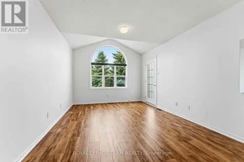 11 Saffron Court Ottawa ON K2J 4R7