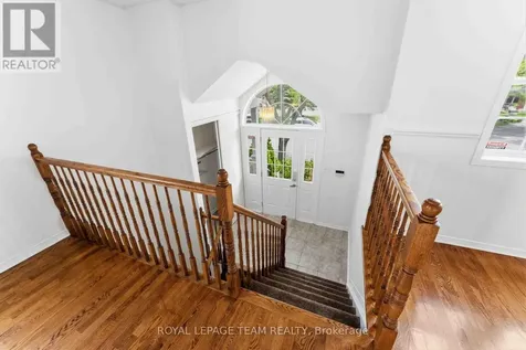 11 Saffron Court Ottawa ON K2J 4R7