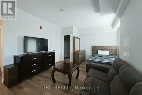 1350 Hemlock Road Ottawa ON K1K 5C2