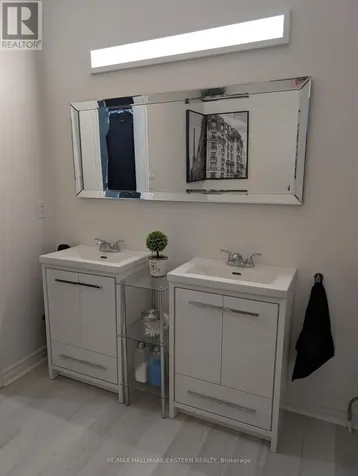 31 Paul Rexe Boulevard East Otonabee-south Monaghan ON K9J 0G4