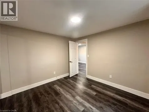 142 Fourth Avenue Kitchener ON N2C 1P1