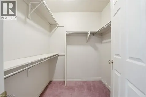 9 Evelyn Court Fonthill ON L3E 0R7