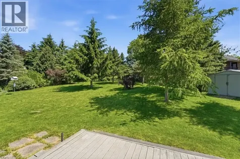 9 Evelyn Court Fonthill ON L3E 0R7