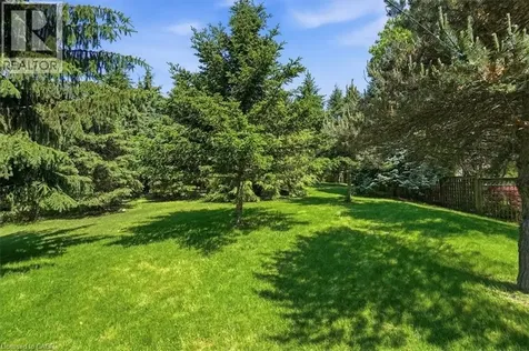 9 Evelyn Court Fonthill ON L3E 0R7