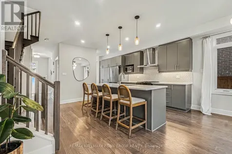 618 Mikinak Road Ottawa ON K1K 3X7