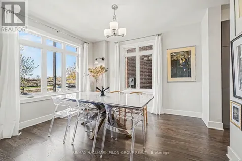 618 Mikinak Road Ottawa ON K1K 3X7