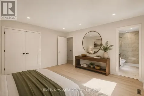 1 Amberly Place Ottawa ON K1J 7J9