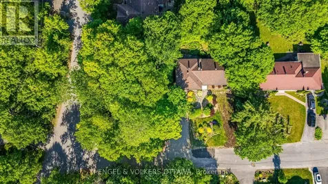 1 Amberly Place Ottawa ON K1J 7J9