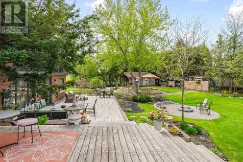 2 Lockview Road Ottawa ON K4M 1B2