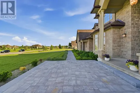 14 Wisteria Lane Haldimand ON N0A 1R0