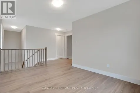 24 Moon Crescent Cambridge ON N1S 5B4
