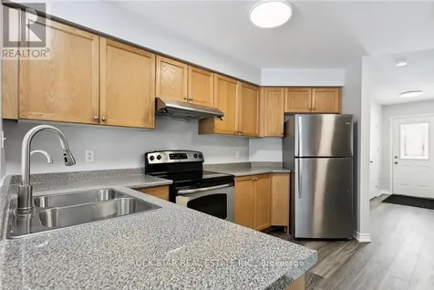 159 Henhoeffer Crescent Kitchener ON N2E 4H2