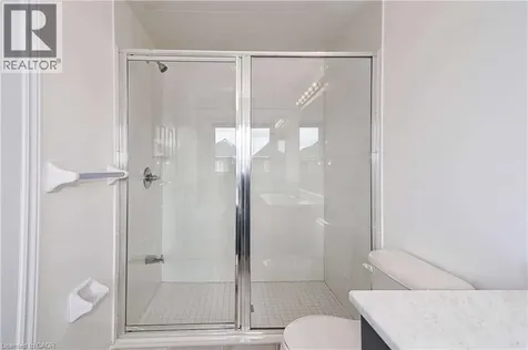 23 Albany Street Collingwood ON L9Y 3W8