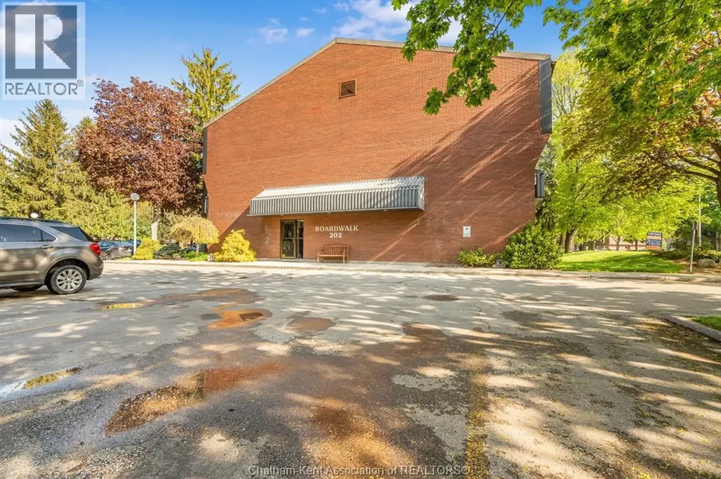 202 Campus Parkway Chatham ON N7L 4Y4