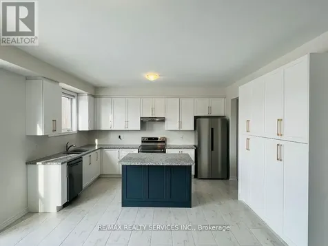 13 Del Ray Crescent Wasaga Beach ON L9Z 0N7