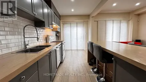 231 Denise Circle Newmarket (summerhill Estates) ON L3X 2K2