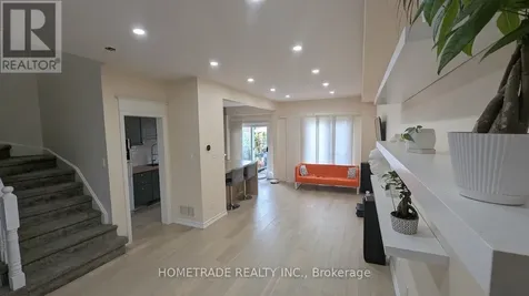 231 Denise Circle Newmarket (summerhill Estates) ON L3X 2K2