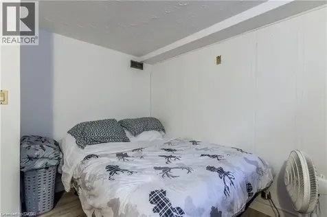 404 Queenston Road Hamilton ON L8K 1J2