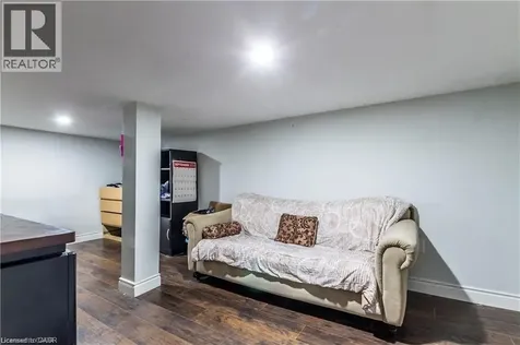404 Queenston Road Hamilton ON L8K 1J2