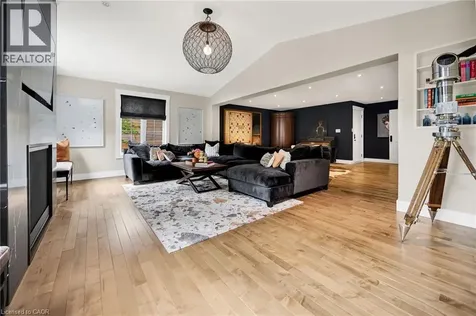 79 Somerset Crescent Waterloo ON N2L 1N1