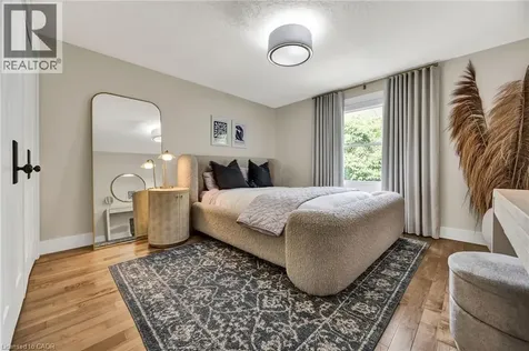 79 Somerset Crescent Waterloo ON N2L 1N1