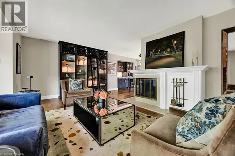 79 Somerset Crescent Waterloo ON N2L 1N1