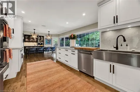 79 Somerset Crescent Waterloo ON N2L 1N1