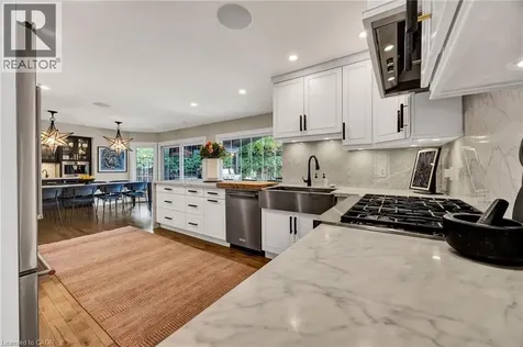 79 Somerset Crescent Waterloo ON N2L 1N1