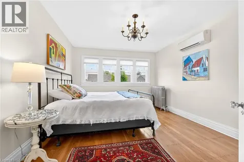 22 Connaught Avenue South Hamilton ON L8M 3C2