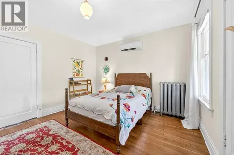 22 Connaught Avenue South Hamilton ON L8M 3C2