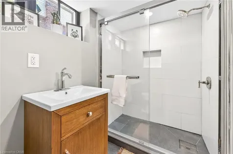 22 Connaught Avenue South Hamilton ON L8M 3C2