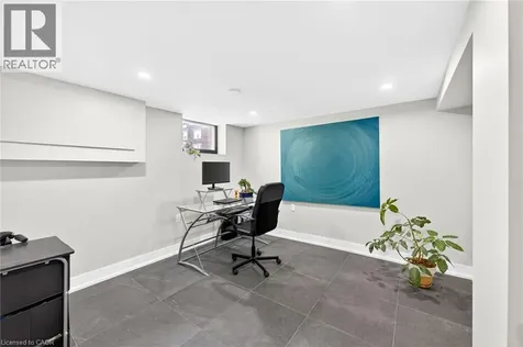 22 Connaught Avenue South Hamilton ON L8M 3C2