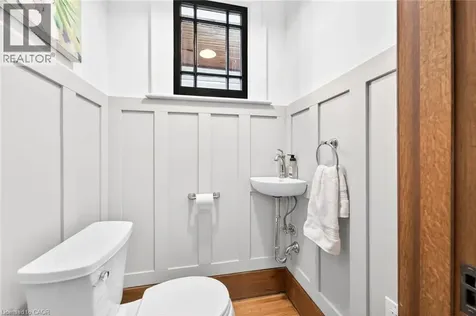 22 Connaught Avenue South Hamilton ON L8M 3C2