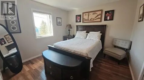 706 East Green Bay Road Shuniah ON P7A 0H5
