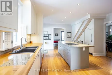 2392 8th Line Road Ottawa ON K0A 2P0