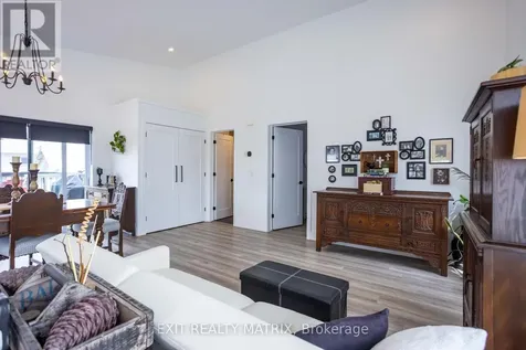 686 St Isidore Road Casselman ON K0A 1M0