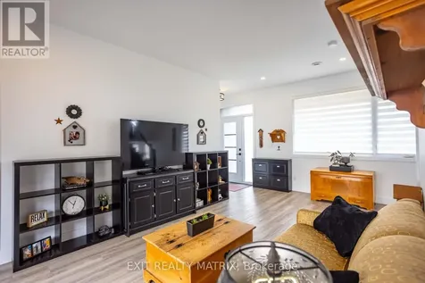 686 St Isidore Road Casselman ON K0A 1M0
