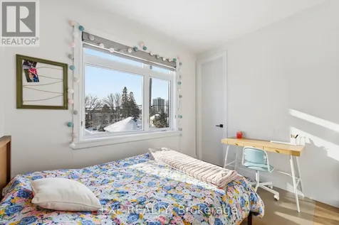 158 Marier Avenue Ottawa ON K1L 5S1