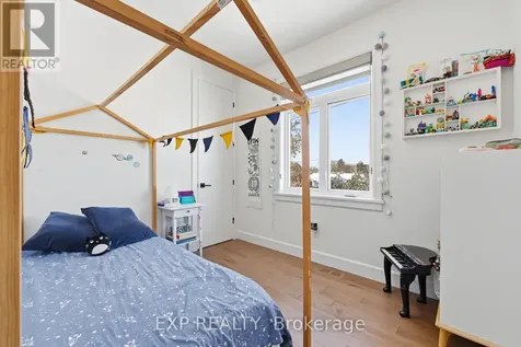158 Marier Avenue Ottawa ON K1L 5S1